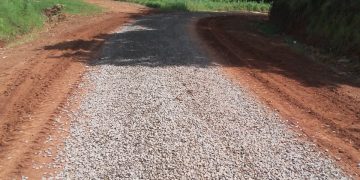 SECRETARIA DE OBRAS FAZ RECUPERAÇÃO DE ESTRADAS APÓS GRANDE VOLUME DE CHUVA