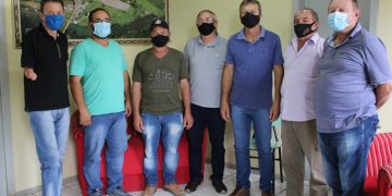 REUNIÃO DOS SECRETÁRIOS MUNICIPAIS COM PREFEITO E VICE-PREFEITO DE TUNAS