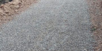 SECRETARIA DE OBRAS SEGUE DIARIAMENTE NA RECUPERAÇÃO, ALARGAMENTO E BRITAMENTO DAS VIAS