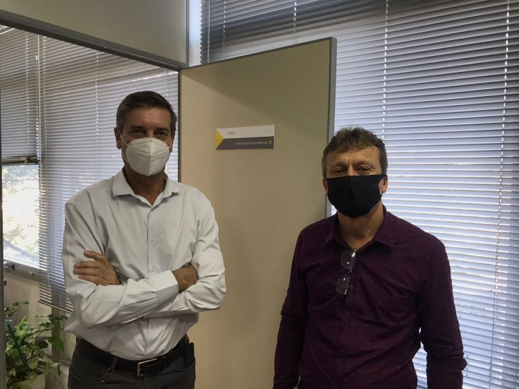 PREFEITO PAULO HENRIQUE REUTER VISITOU O DEPARTAMENTO AUTÔNOMO DE ESTRADAS DE RODAGEM – DAER