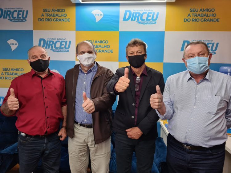 PREFEITO PAULO HENRIQUE REUTER VISITOU O DEPARTAMENTO AUTÔNOMO DE ESTRADAS DE RODAGEM – DAER