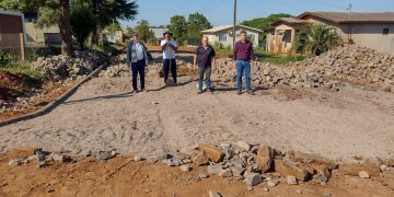 INICIO DA PAVIMENTAÇÃO NA RUA PADRE LUDOVICO