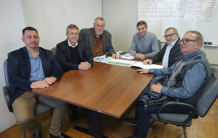 ASFALTO TUNAS À JACUIZINHO.