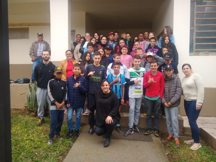 PALESTRA: O COMPROMISSO DA FAMÍLIA JUNTO À ESCOLA PARA UM FUTURO MELHOR.