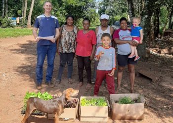 SECRETARIA DA SAÚDE ENTREGA KITS PARA FAMÍLIAS QUILOMBOLAS DE TUNAS.