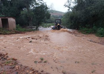 AÇÕES DE RESPOSTA A ENCHENTE.