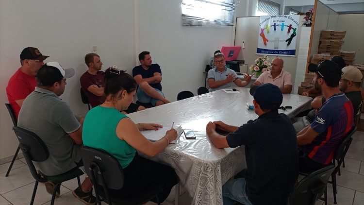 REUNIÃO DOS MOTORISTAS DO TRANSPORTE ESCOLAR