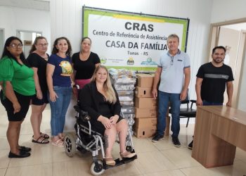 TUNAS RECEBE COMPUTADORES DO PROGRAMA SUSTENTARE DO GOVERNO DO ESTADO RS.