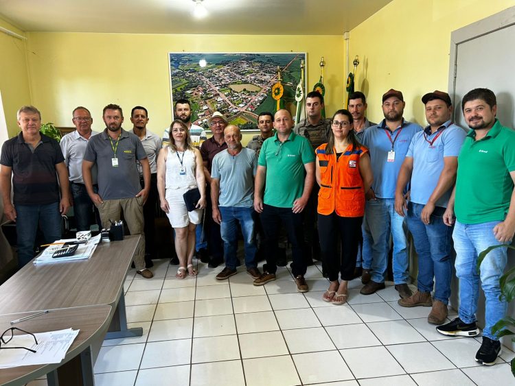 Defesa Civil Municipal realiza reunião para avaliação das perdas devido à estiagem