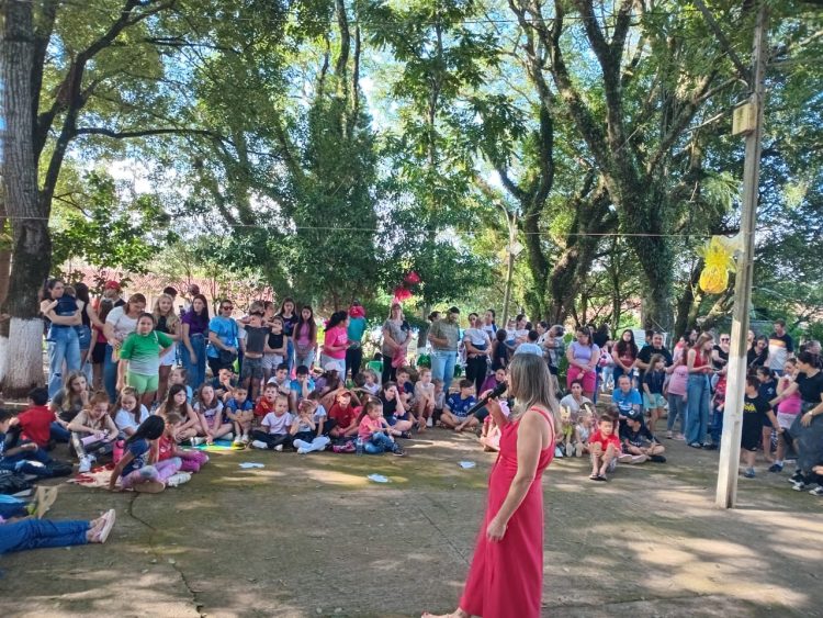 PÁSCOA NA PRAÇA 2025.