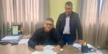 PREFEITO MUNICIPAL PAULO HENRIQUE REUTER REASSUME CARGO APÓS FÉRIAS.