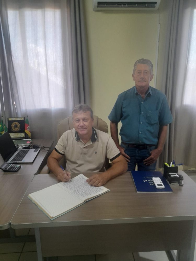 TRANSMISSÃO DE CARGO.